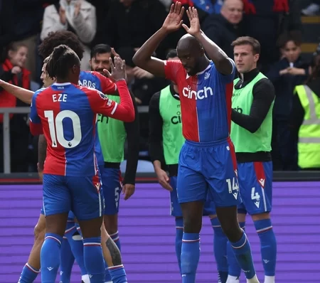 Crystal Palace dent West Ham’s European hopes with five-goal thrashing