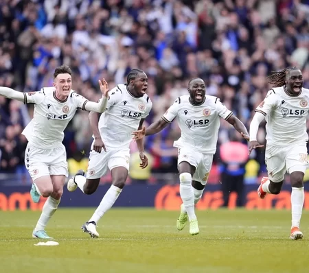 Bromley climb to League Two with penalty shoot-out defeat of Solihull at Wembley