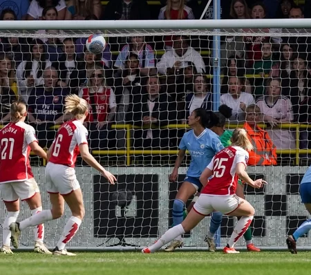 Man City sunk by Arsenal in dramatic finale as WSL title race takes fresh twist