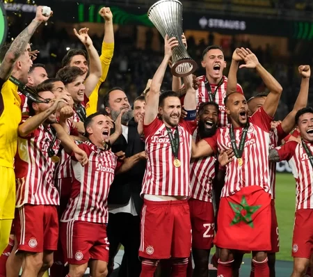 Olympiacos beat Fiorentina after extra time to win Europa Conference League