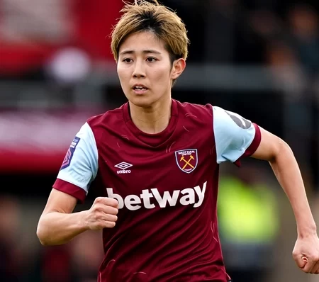 Riko Ueki and Sophie Howard on target as West Ham draw with Leicester